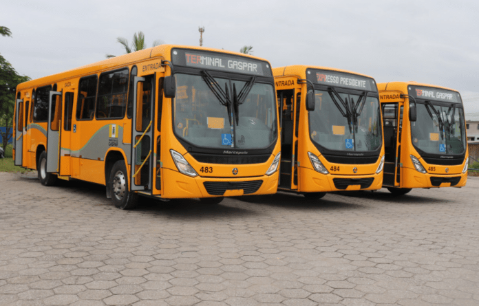 Alunos da rede municipal e estadual já podem solicitar vale transporte gratuito para 2023 em Gaspar