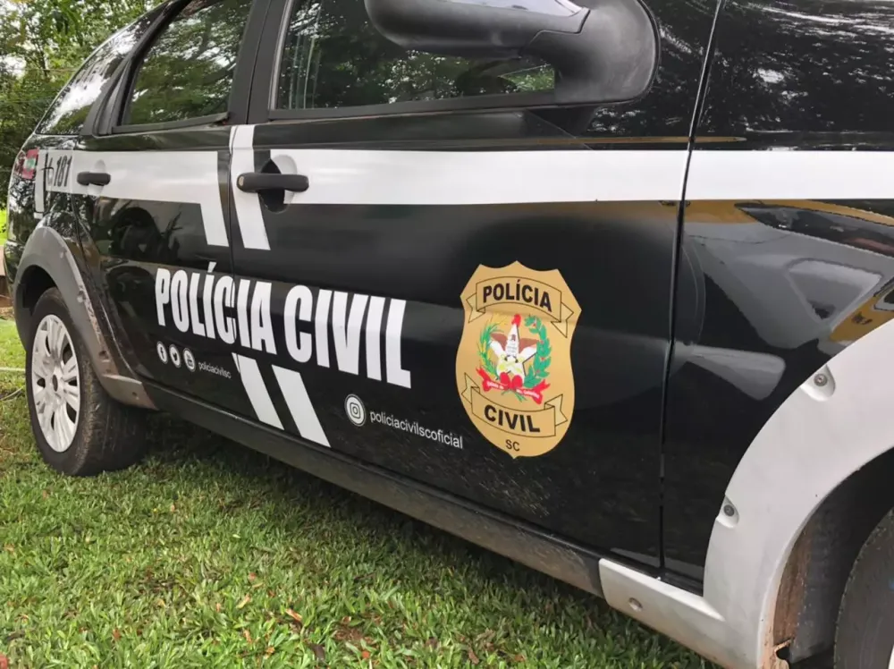 Dono de bar que quase matou cliente com facada é preso em Blumenau