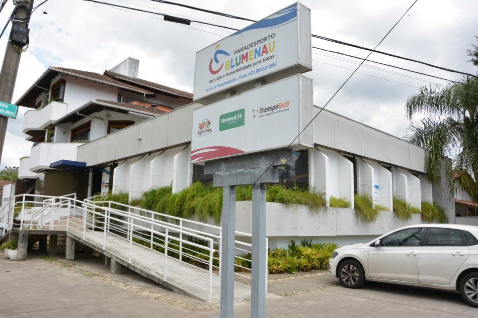 Secretaria de Inclusão da Pessoa com Deficiência e Paradesporto inicia atividades em Blumenau