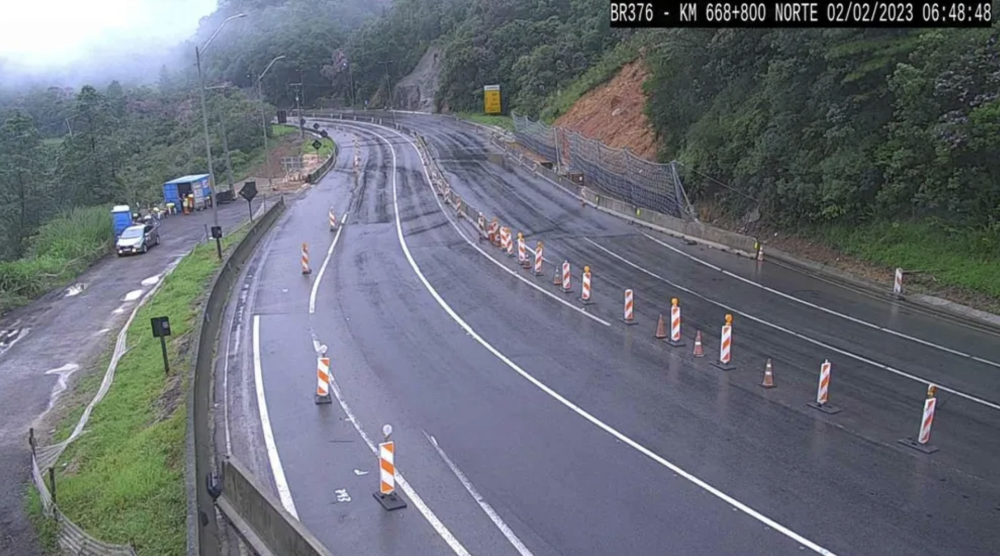 Trecho da BR-376 entre o PR e SC é novamente interditado