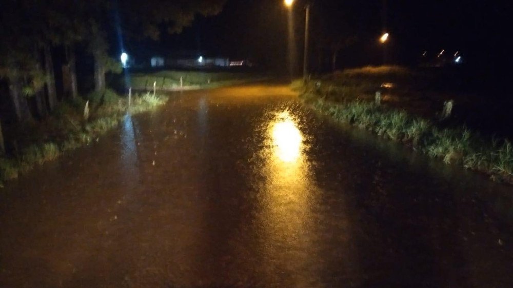 Chuva causa transtornos em cidades do Vale do Itajaí