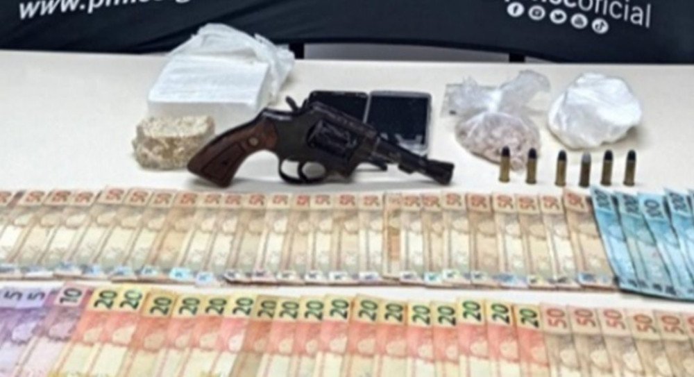 Polícia prende homem por tráfico de drogas no bairro Fortaleza, em Blumenau