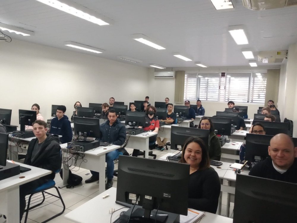 Inscrições gratuitas para Jovem Programador 2023 encerram neste domingo
