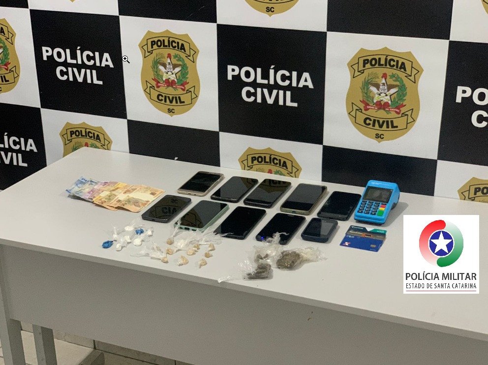 Polícia Civil e Militar prendem seis suspeitos por tráfico de drogas em Timbó