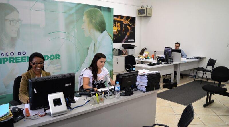 Microempreendedores de Gaspar relatam golpe de falsa cobrança de taxas contra MEIs