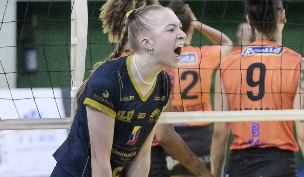Bluvolei bate o Vinhedo fora de casa e segue na 3ª colocação da Superliga B