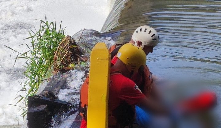 Bombeiros encontram corpo de mulher em rio de Indaial