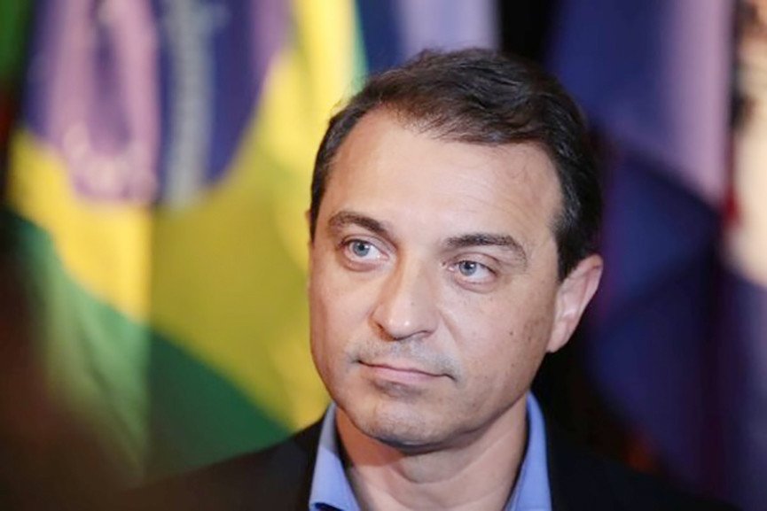 Julgamento do ex-governador Moisés no caso dos respiradores é anulado