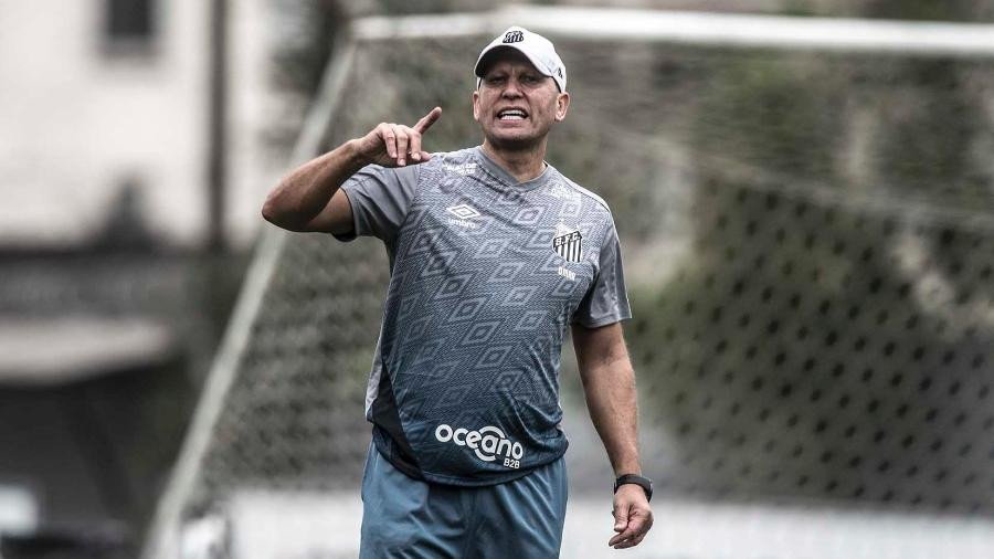 Ex-auxiliar de Cuca, Omar Feitosa será o técnico do Metropolitano na Série B