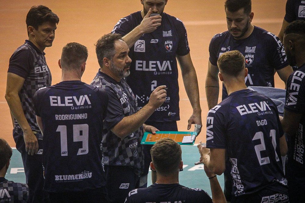 Apan Blumenau visita o São José dos Campos de olho na classificação para os playoffs
