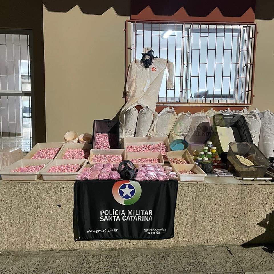 Polícia Militar faz grande apreensão de drogas sintéticas em cidade de SC