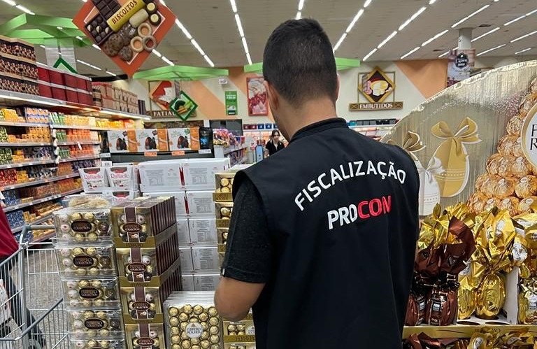 Procon divulga pesquisa dos preços de chocolates de Páscoa em Blumenau