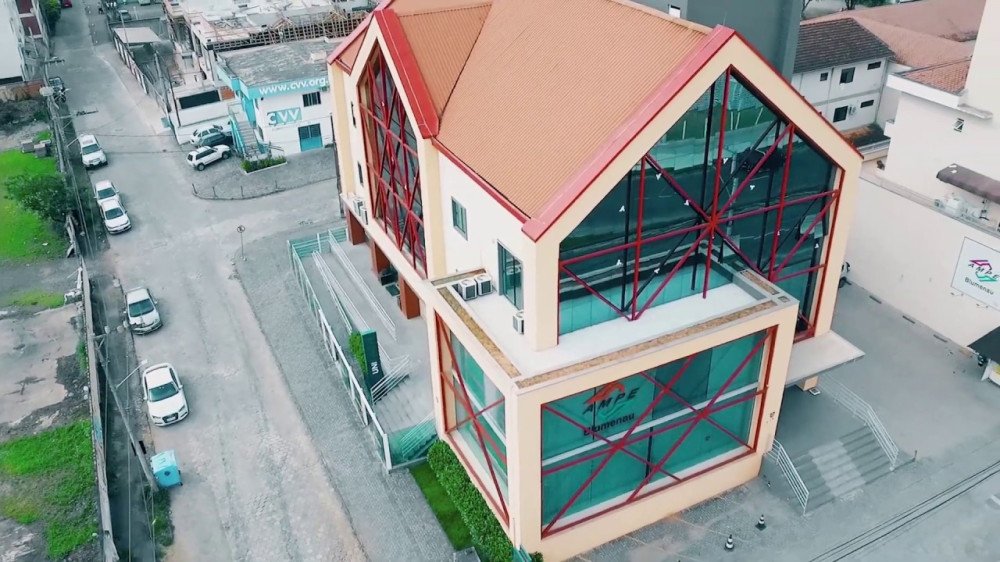 Pioneira em Blumenau, Ampe realiza eventos gratuitos em comemoração aos 39 anos