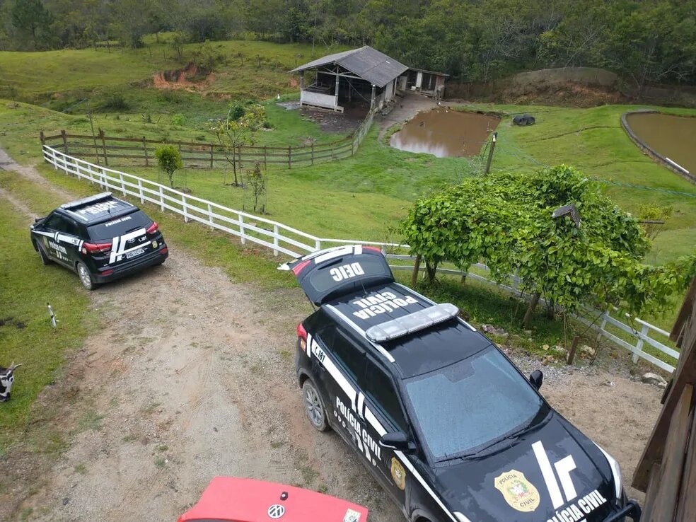 Suspeito de integrar grupo neonazista tem habeas corpus negado pela Justiça e continua preso