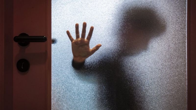 Depois de ser agredido pela população, homem é preso suspeito de abusar de criança no Alto Vale