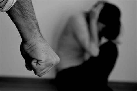 Violência contra a mulher: Polícia Militar prende dois homens por ameaça e agressão nesta sexta-feira em Blumenau