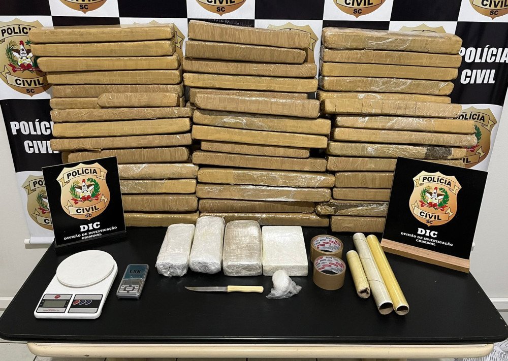 Homem é preso em Gaspar com mais de 60 quilos de drogas