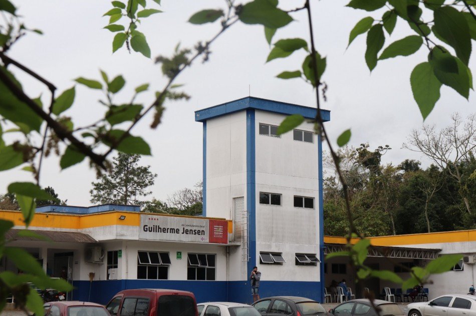 Após sofrer vandalismo pela sétima vez, prefeitura vai contratar vigilância 24h para o Ambulatório Geral da Itoupava em Blumenau