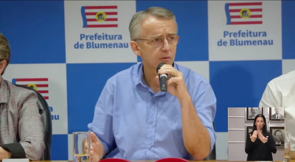 Prefeitura de Blumenau anuncia agentes de segurança armada a partir de segunda-feira com volta às aulas