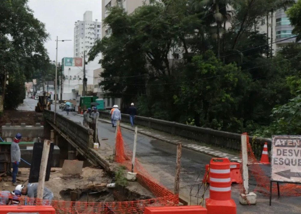 Trânsito na Rua Paraíba, em Blumenau, é liberado