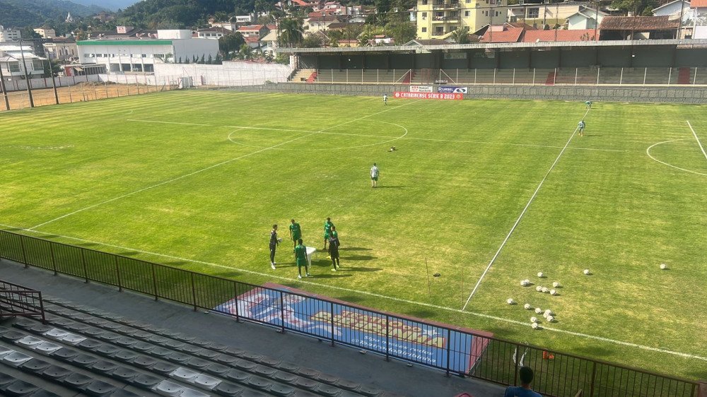 Esporte: Oito ou oitenta. Por Emerson Luis
