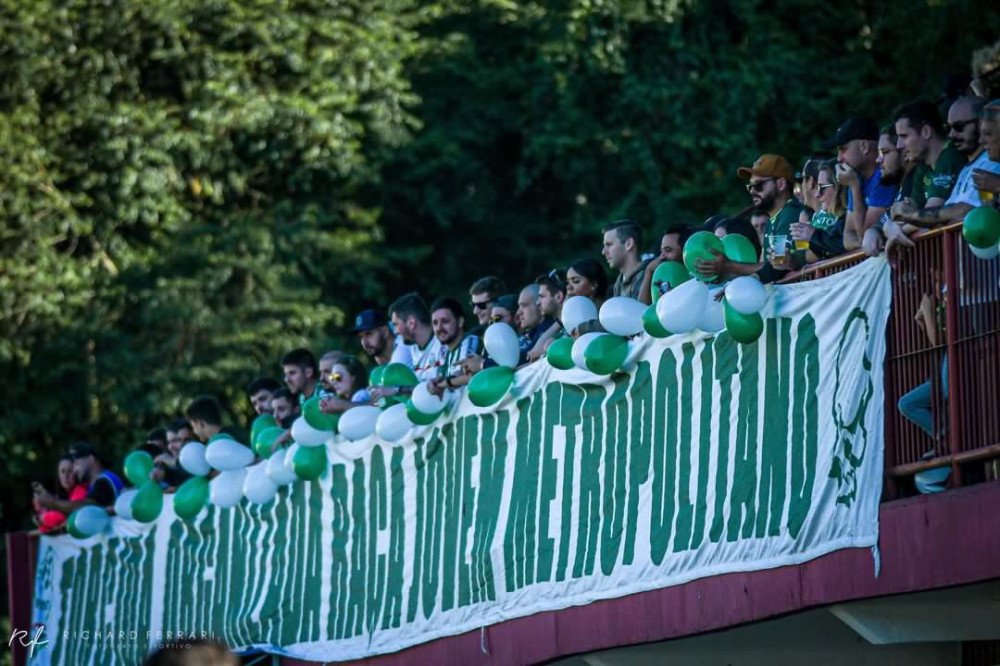 Metropolitano e Blumenau Futsal entram em campo nesse sábado recheado de esporte blumenauense