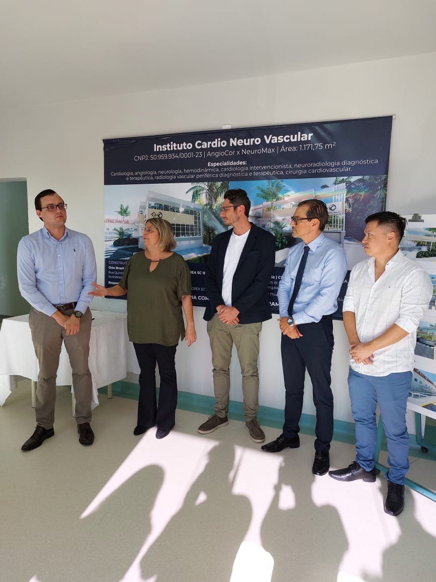 Hospital Beatriz Ramos, de Indaial, assina parceria para implementar centro médico especializado