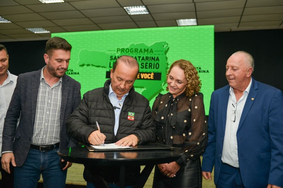 Estado autoriza abertura de licitação para obras no aeroporto de Lontras