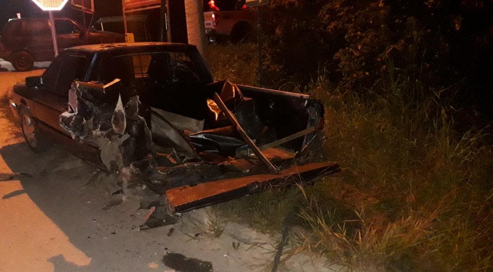 Acidente na rodovia Ivo Silveira deixa duas mulheres feridas em Gaspar