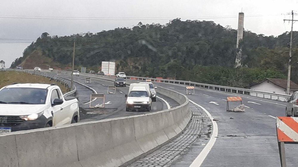 Mais um viaduto é liberado na BR-470; veja o local
