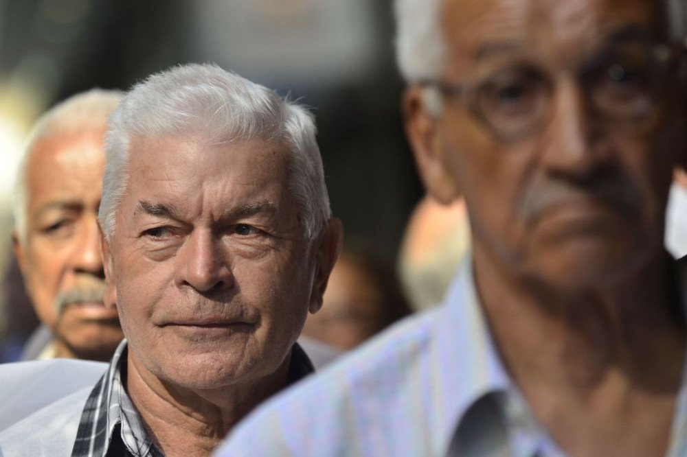 Estado autoriza reajuste para aposentadorias e pensões do IPREV que não possuem paridade; entenda