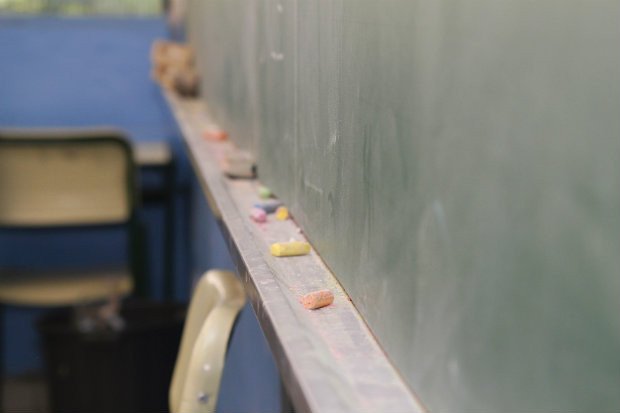 Projeto de lei quer definir novo critério de atualização do piso salarial dos professores; entenda