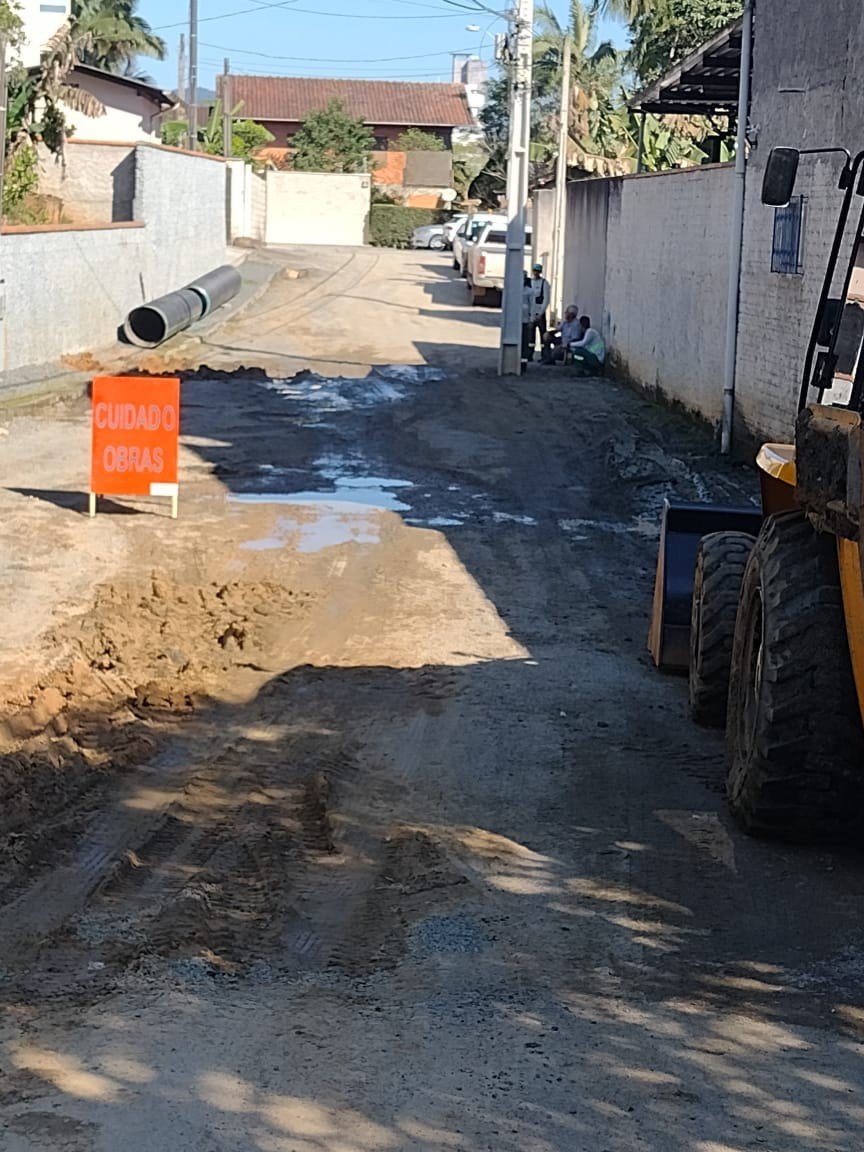 Rua de Blumenau passa por obra de drenagem