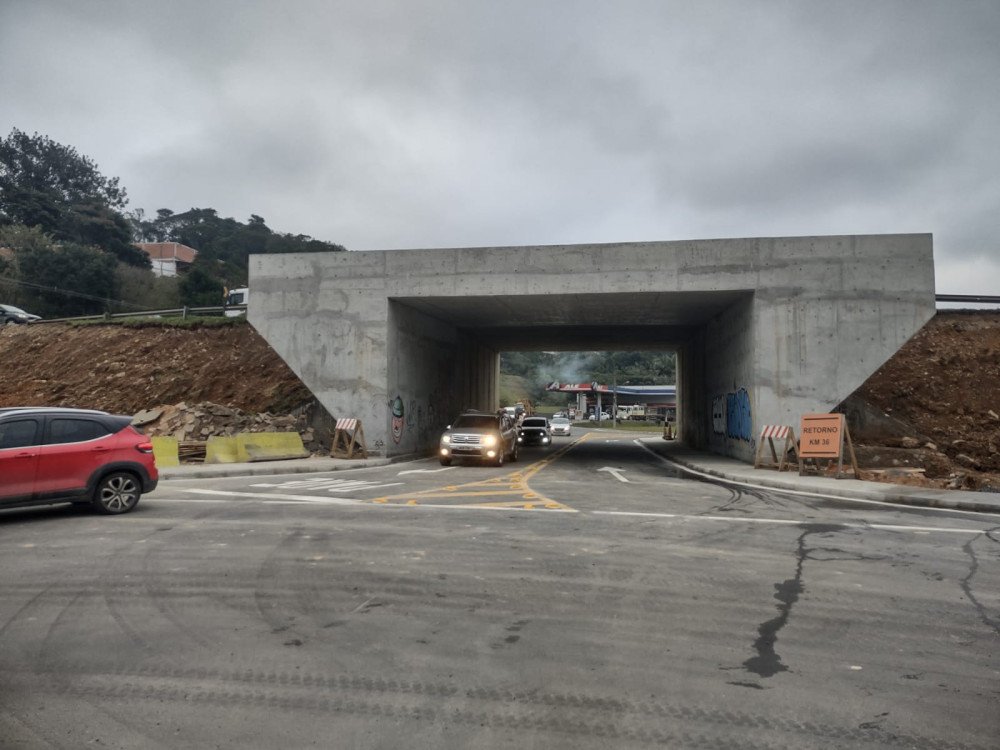 Vídeo: Viaduto da Dudalina é reaberto na BR-470 em Blumenau