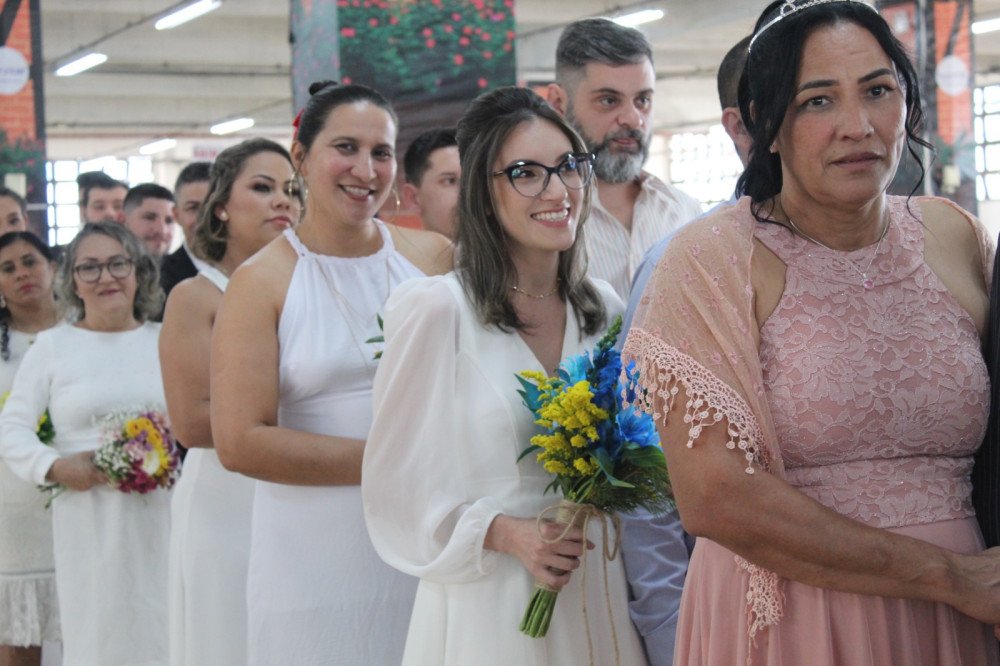 Fotos: casamento coletivo de Brusque oficializa o amor de 21 casais