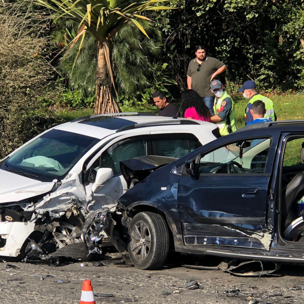 BR-470 registra mais um acidente neste domingo e deixa três pessoas feridas em Blumenau