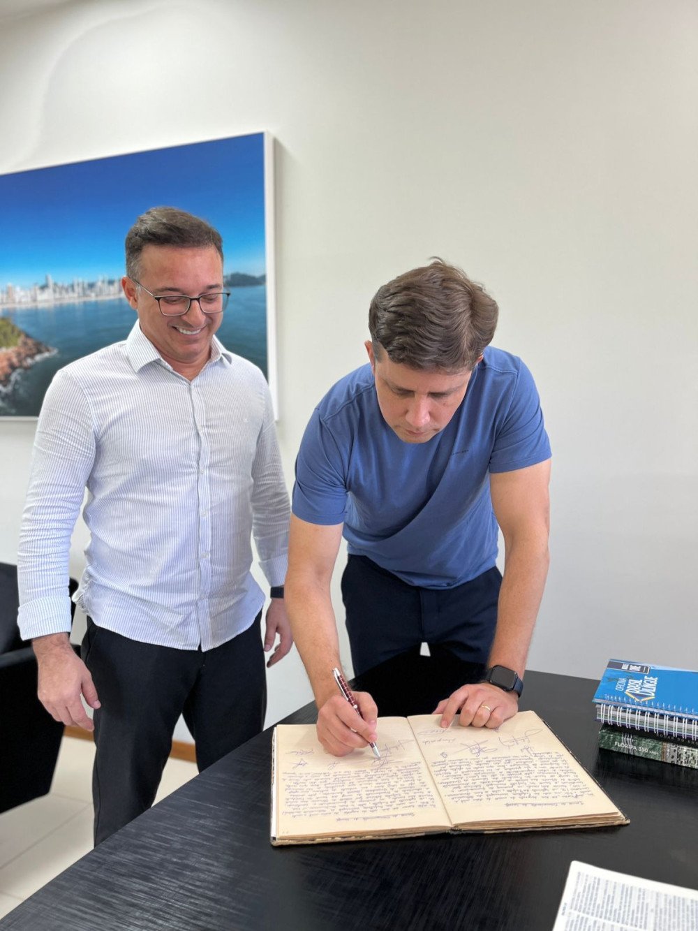 Presidente da Câmara de Vereadores de Balneário Camboriú assume prefeitura