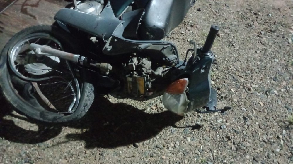 Motociclista morre após bater na traseira de caminhão na BR-101, em Itajaí