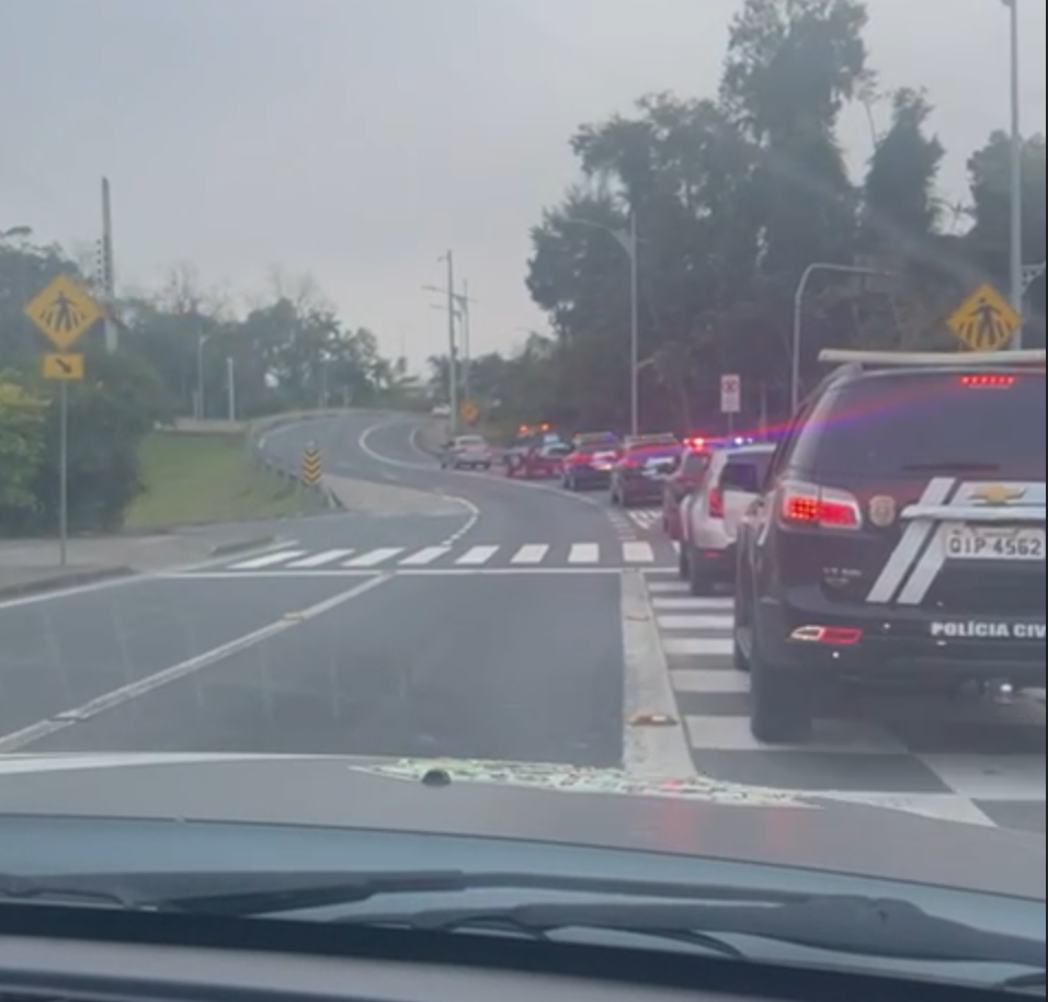 Vídeo: Polícia Civil faz operação para desarticular organização criminosa em Blumenau