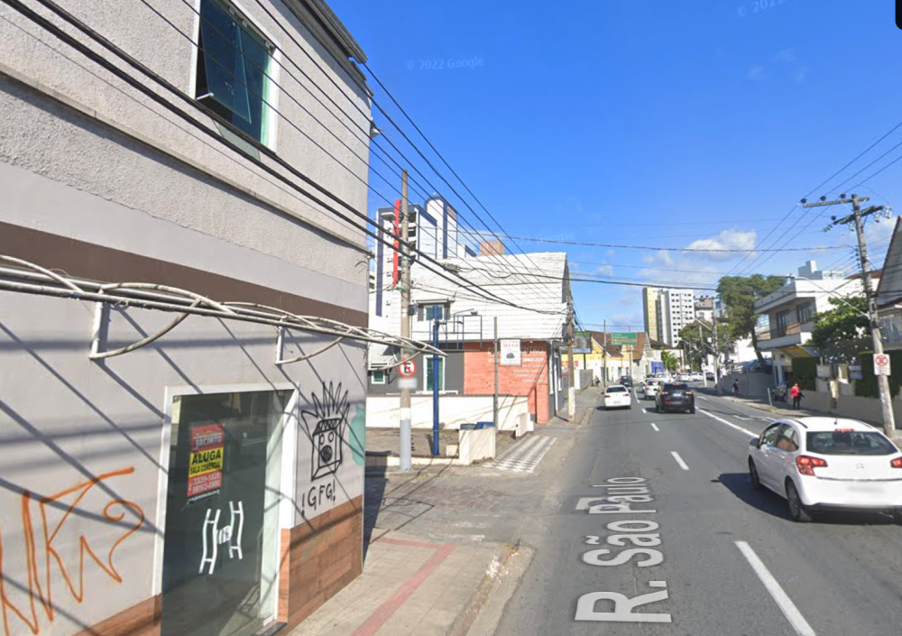 Rompimento de adutora no centro de Blumenau afeta fornecimento de água