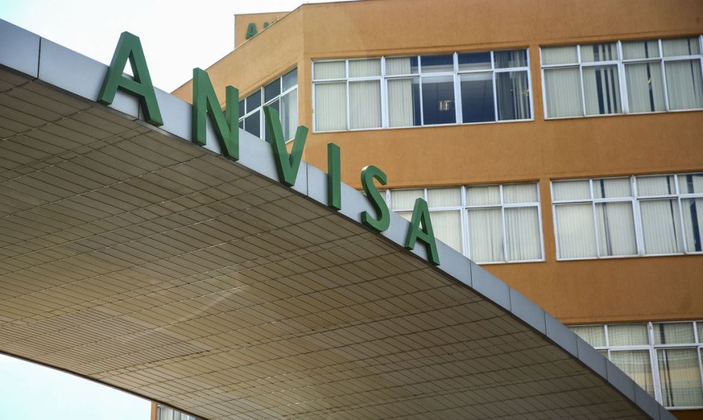 Anvisa proíbe suplemento alimentar de melatonina para crianças; entenda