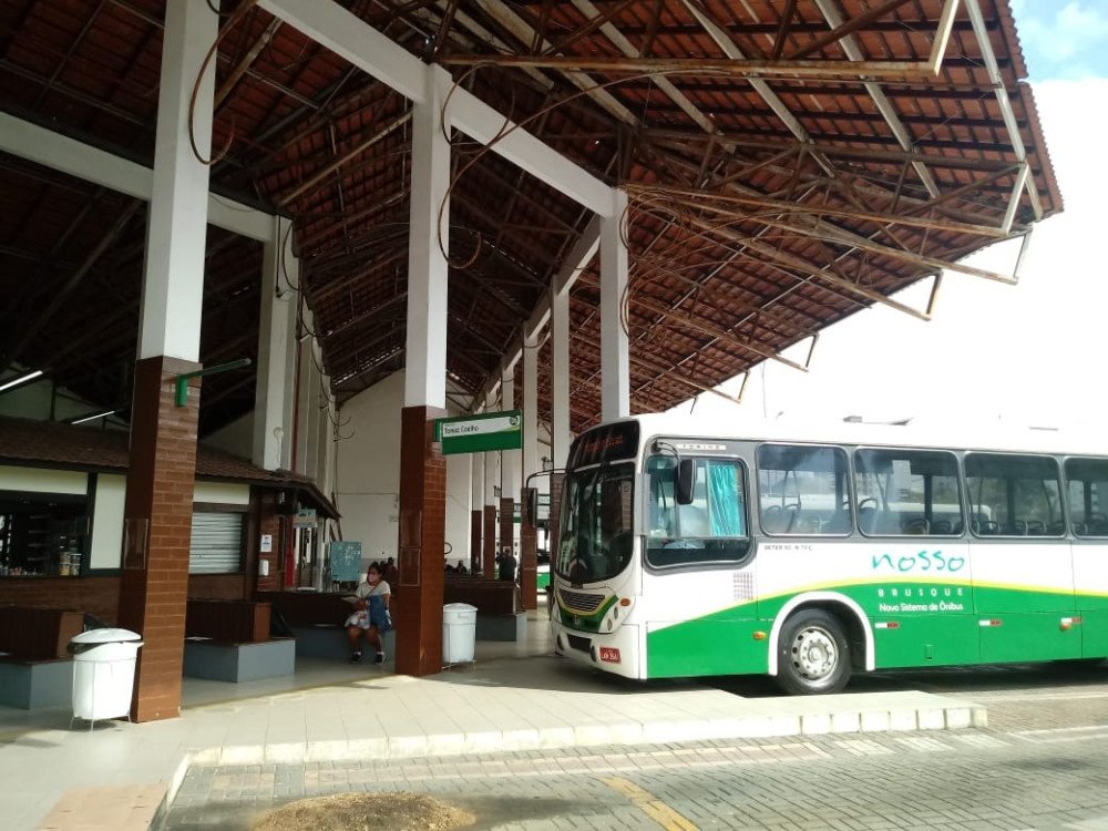 Eleitores de Brusque voltam às urnas para escolher novo prefeito no domingo; transporte coletivo será gratuito