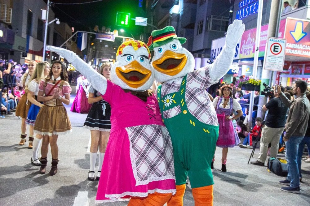 Inscrições para o desfile da 36ª Fenarreco de Brusque encerram em setembro; veja como participar