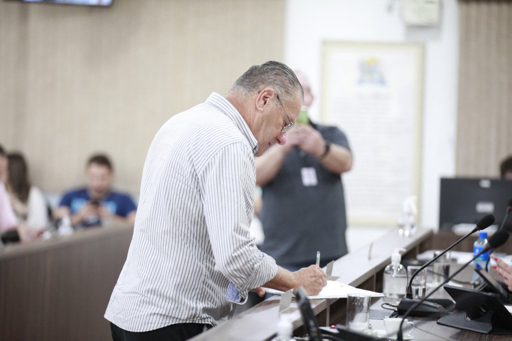 Suplente Rolf Bublitz assume cadeira na Câmara de Vereadores de Blumenau