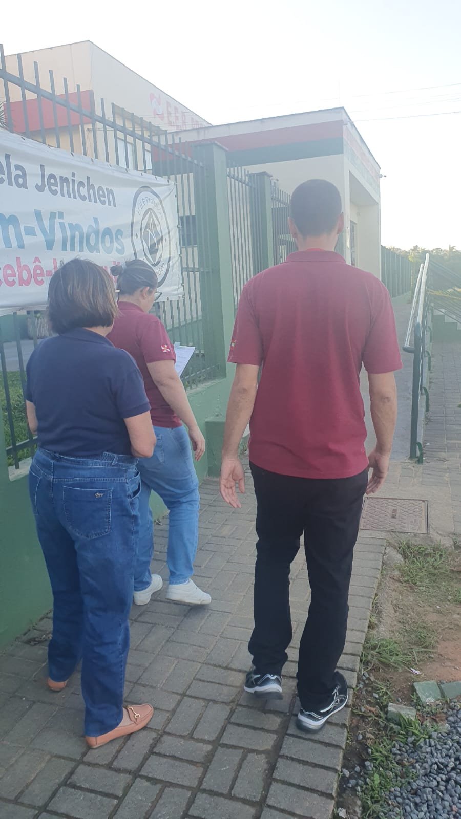 Vigilância Sanitária suspende aulas em escola de Indaial após alunos passarem mal por possível intoxicação