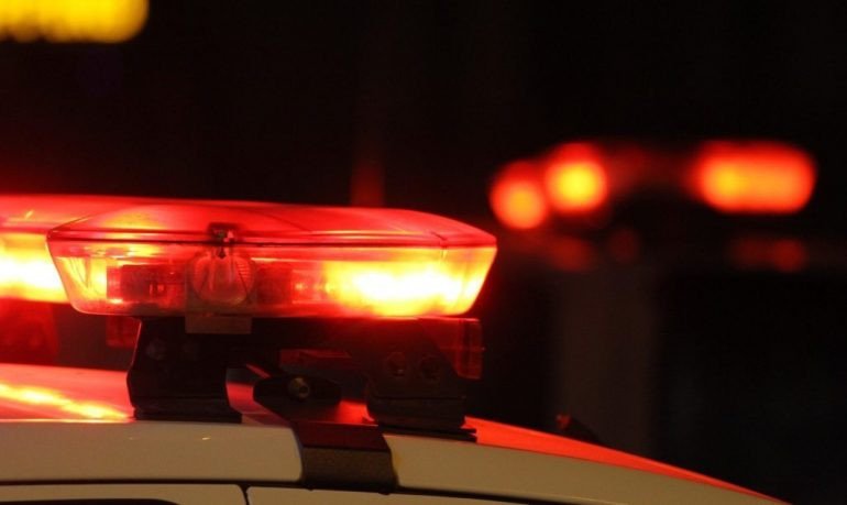 Perseguição termina com prisão de casal por tráfico de drogas em Blumenau