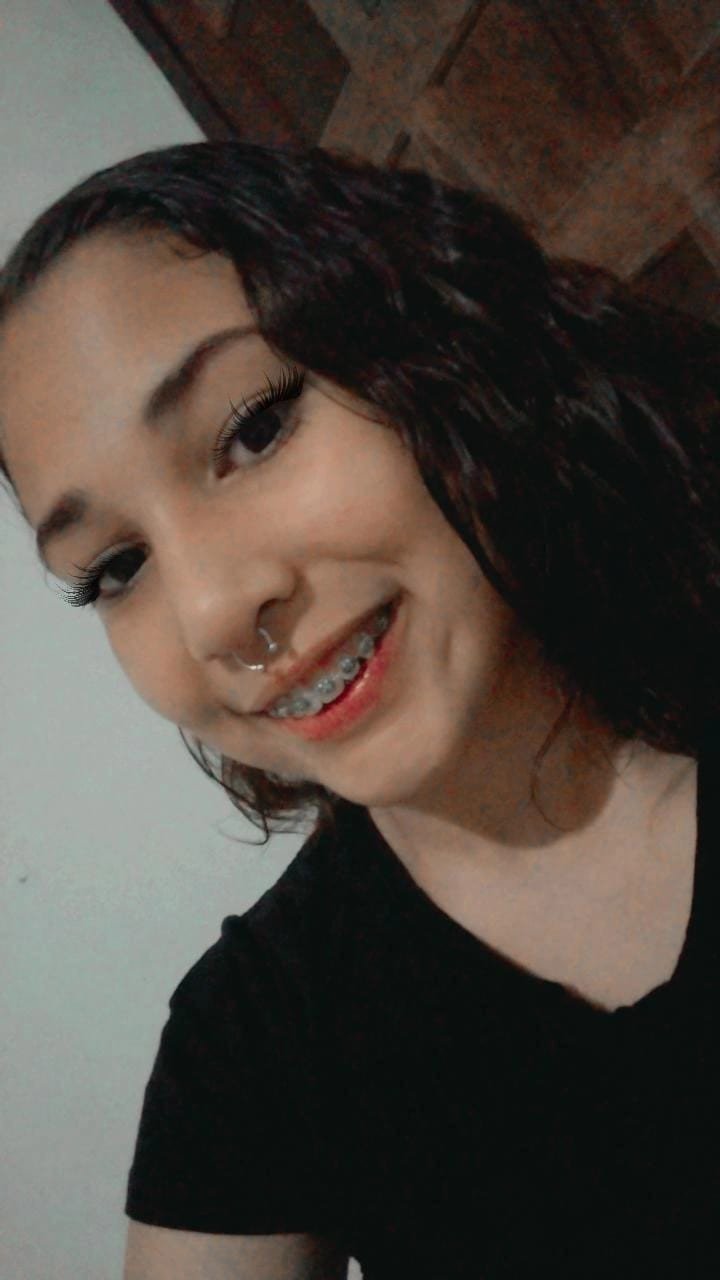 Família pede ajuda para localizar menina desaparecida em Blumenau