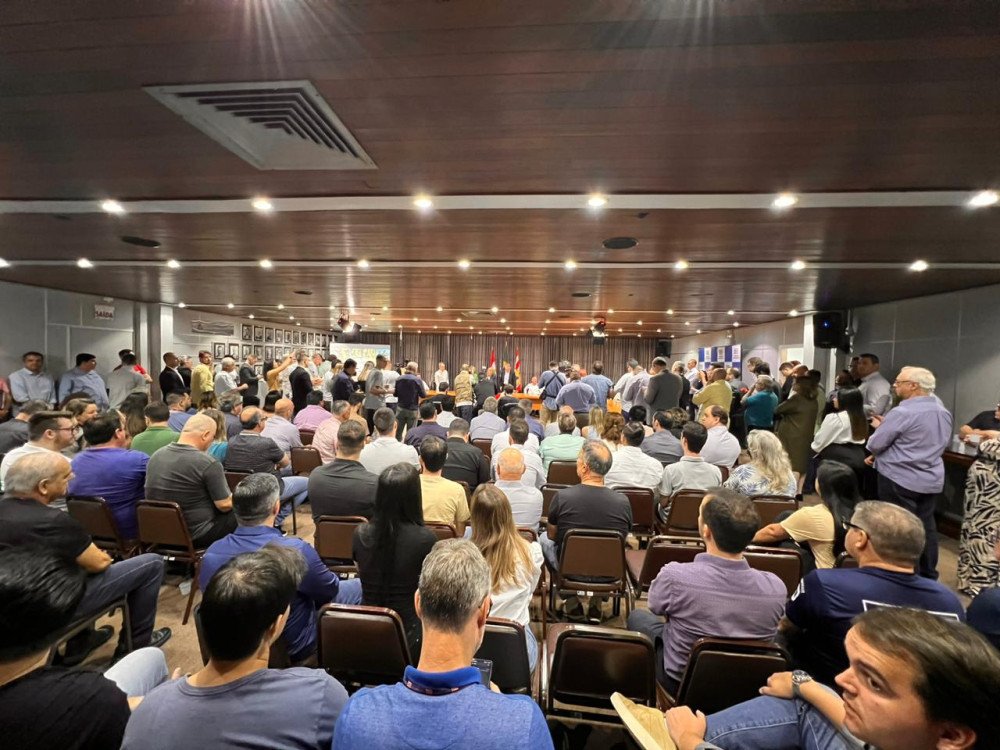 Ao vivo: Blumenau assina ordem de serviço para obra de revitalização da margem esquerda