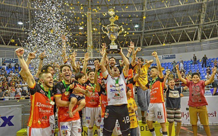 Emerson Luis. Esporte: O que acontece com esse time?