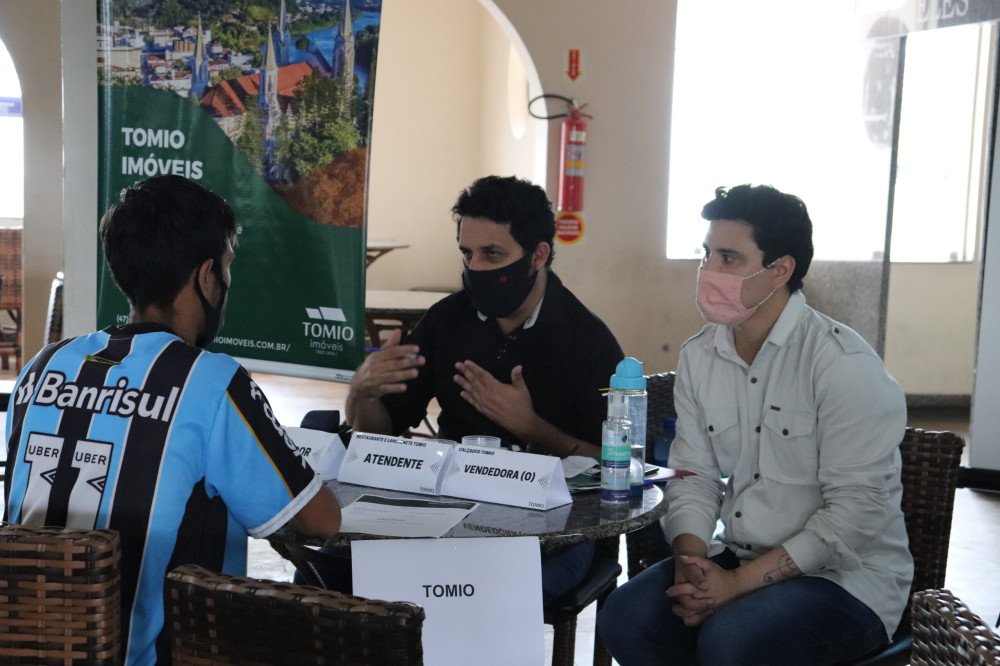 Gaspar realiza Feirão de Empregos nesta terça; veja como participar